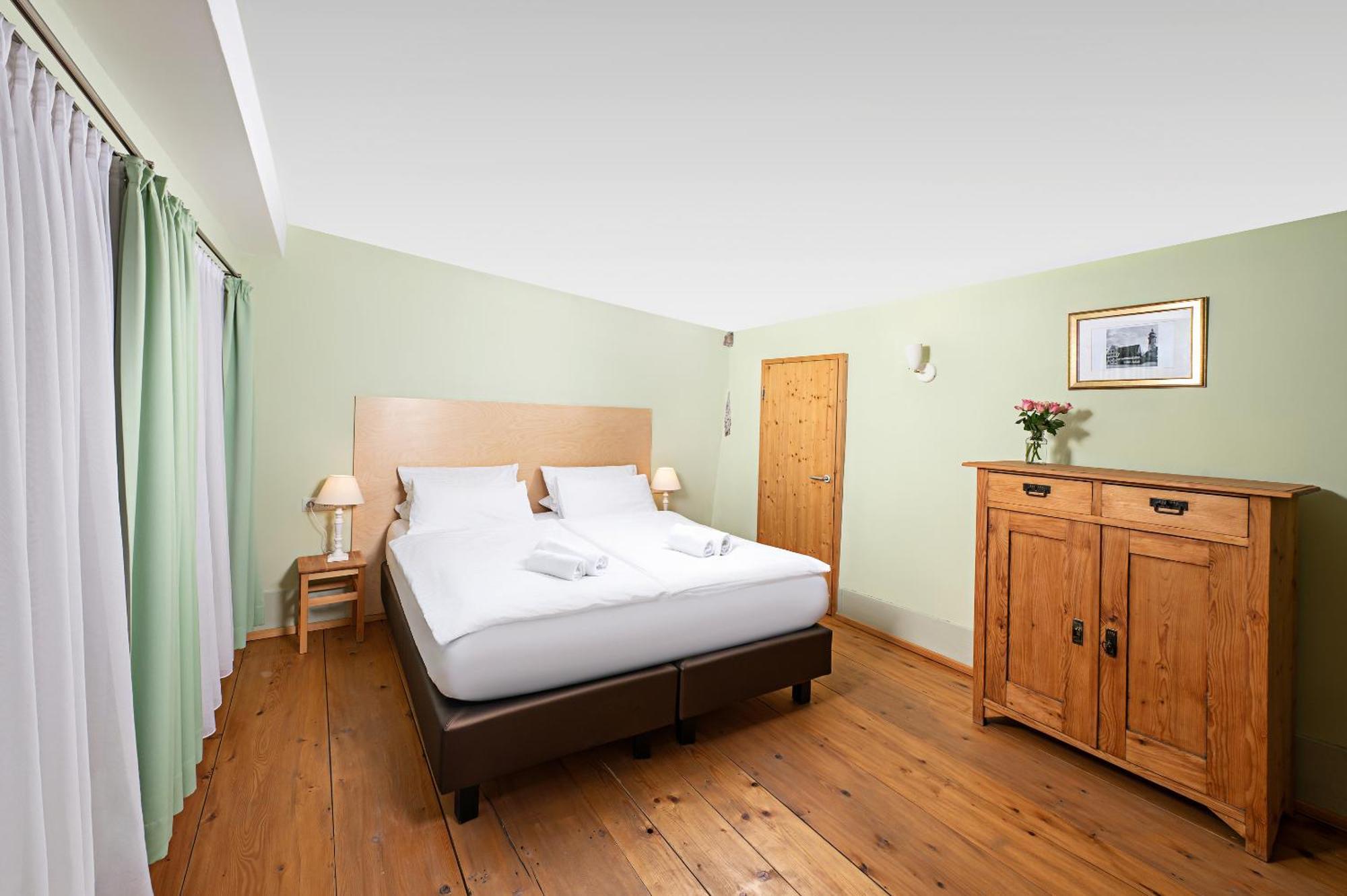 Josis Klause Cafe Pension Albstadt Rom bilde